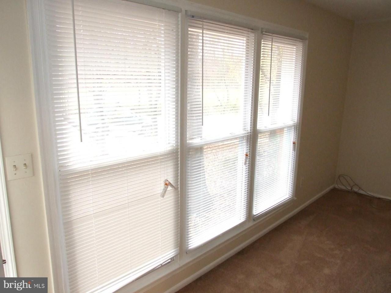 8116 Carrollton Pkwy - Photo 6 of 12