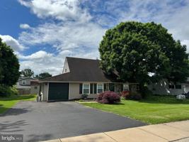 featured image of 40 Tinsel Rd