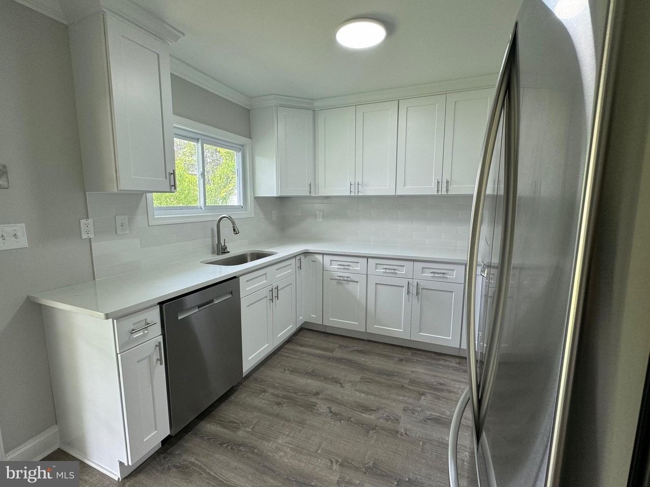 40 Tinsel Rd - Photo 3 of 25