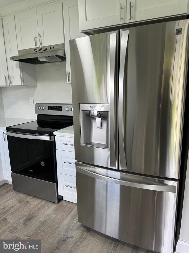 40 Tinsel Rd - Photo 4 of 25