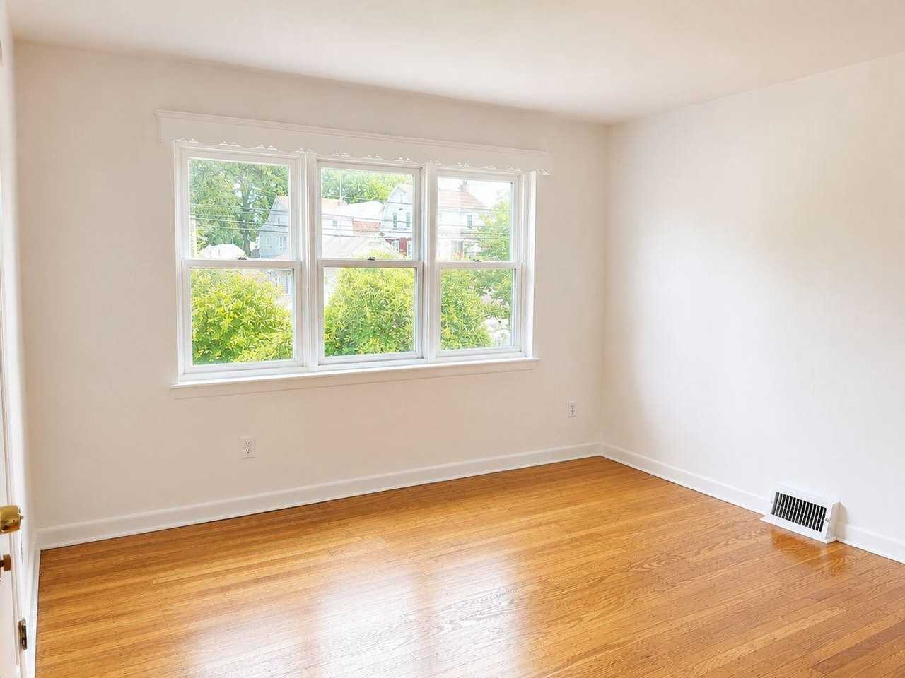 7818 Merion Ave #1stFL - Photo 2 of 11