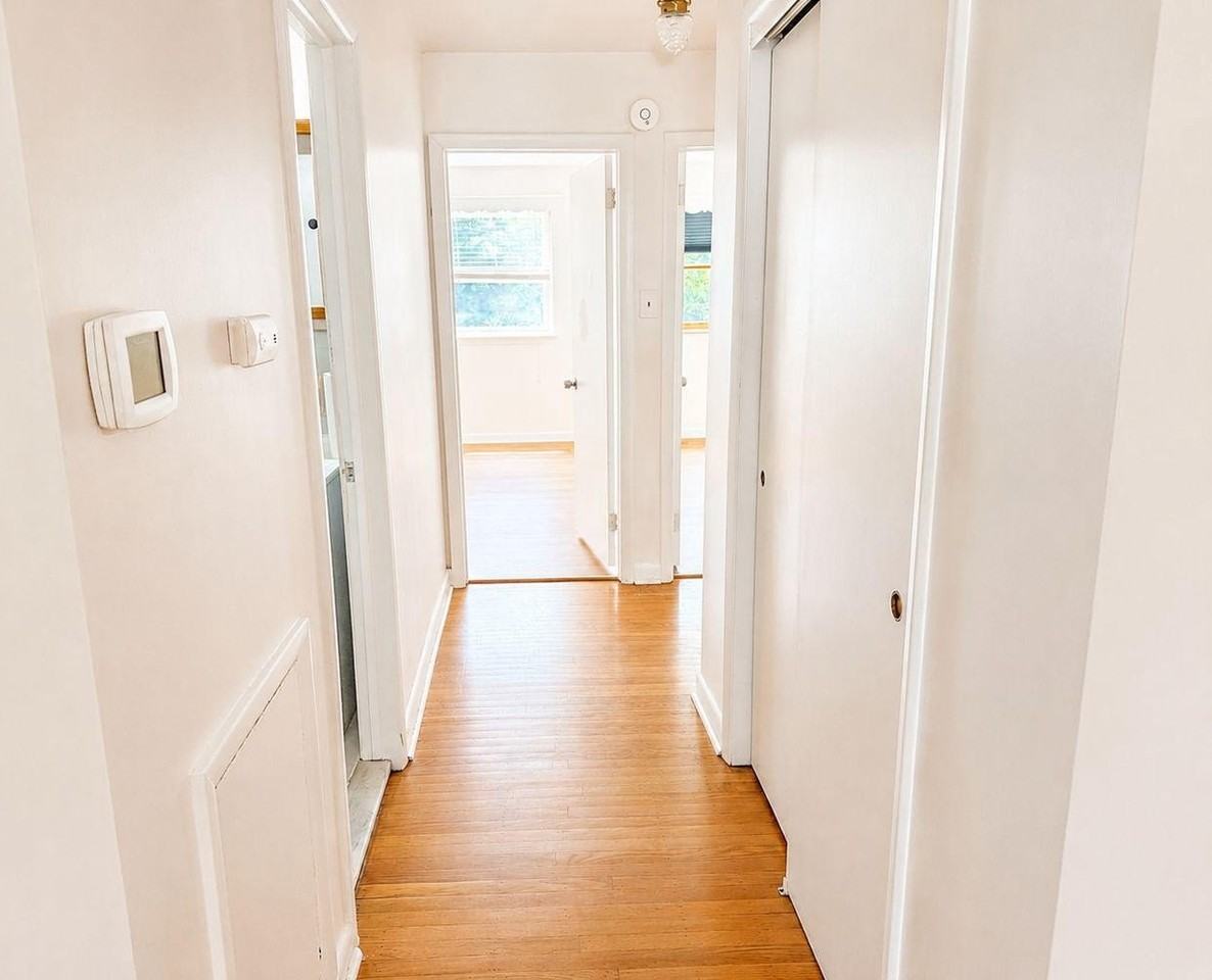7818 Merion Ave #1stFL - Photo 4 of 11