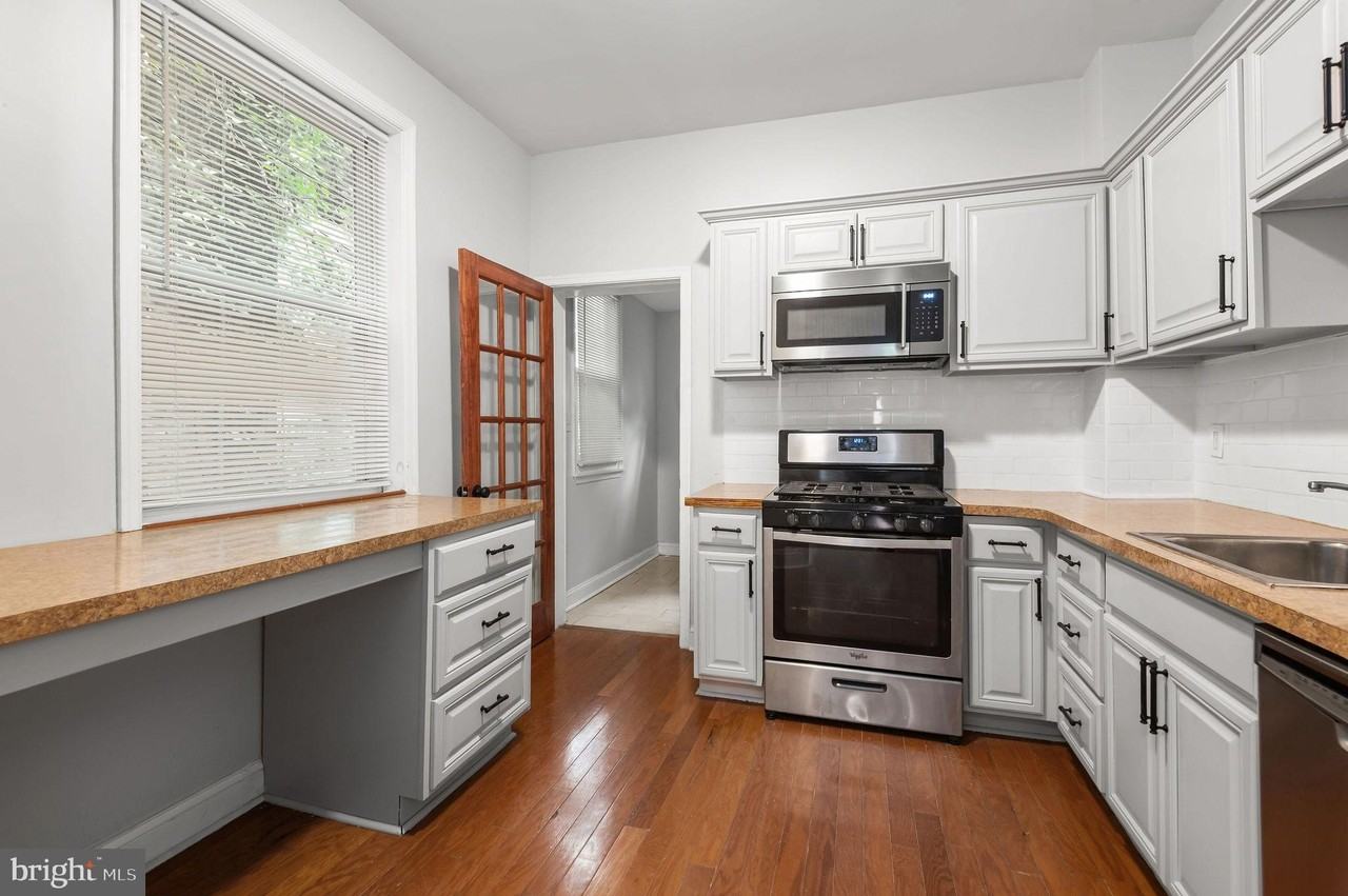2733 N 20th St - Photo 4 of 14