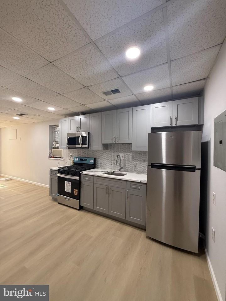 512 S 5th St #3 - Photo 5 of 13