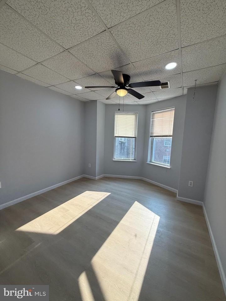 512 S 5th St #3 - Photo 6 of 13