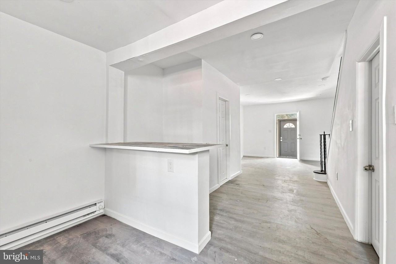 2435 Fitzgerald St - Photo 2 of 20