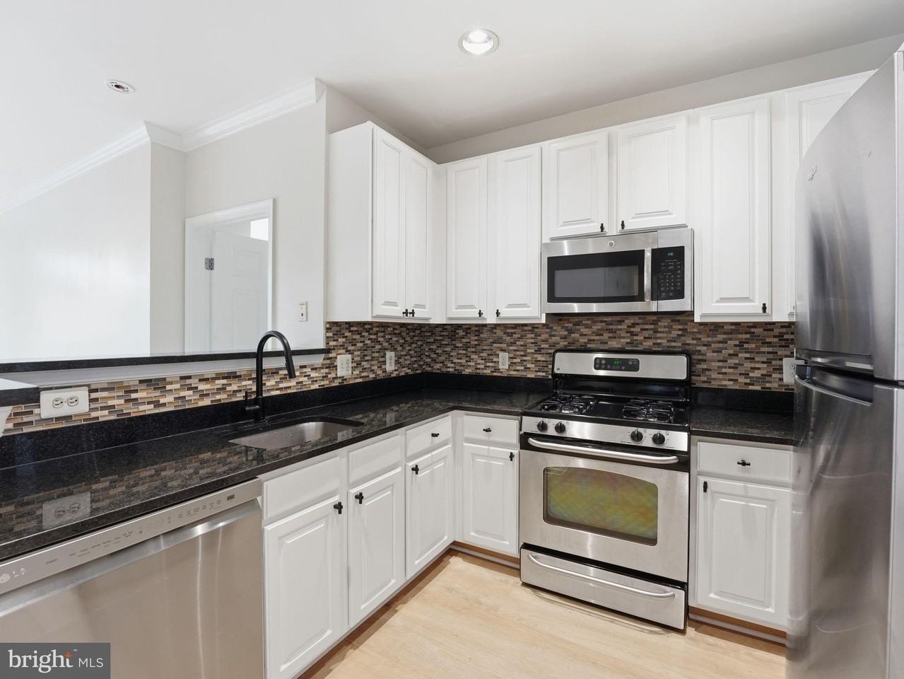 2301 25th St S #4-301 - Photo 5 of 23