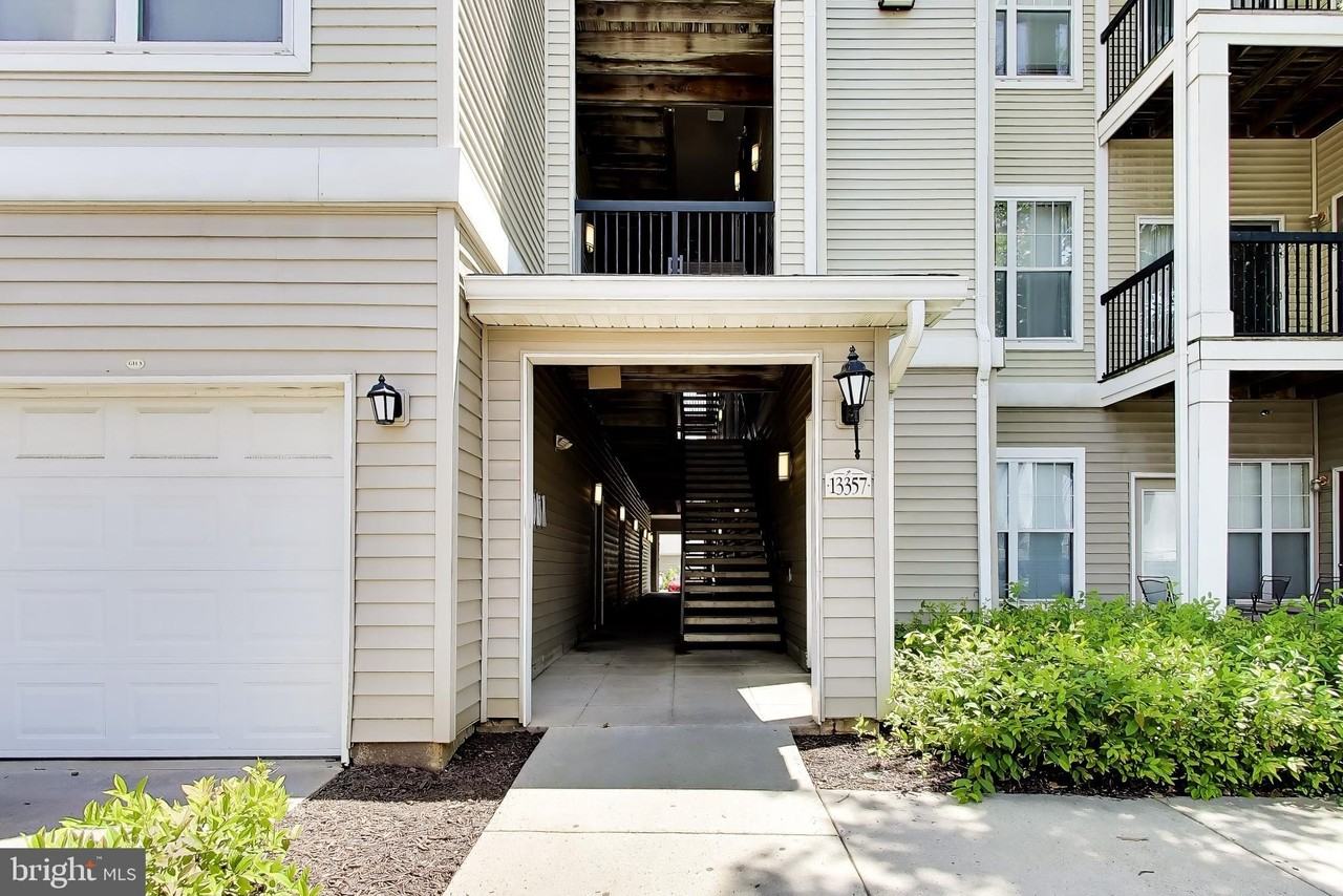 13357 Connor Dr #J - Photo 4 of 37