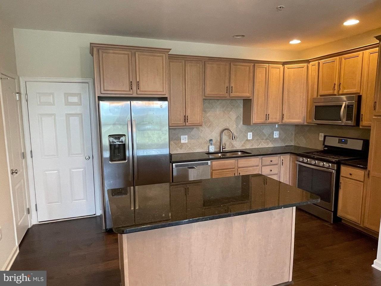 23530 Hopewell Manor Ter - Photo 6 of 19