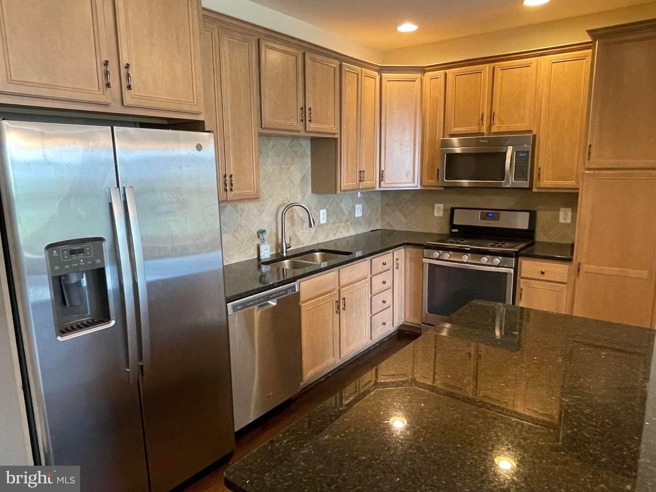 23530 Hopewell Manor Ter - Photo 7 of 19