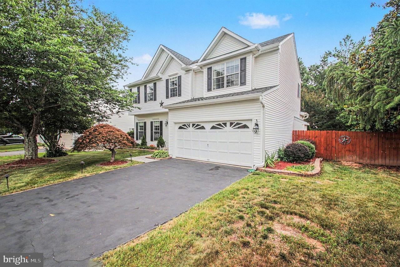 Arnie Ct - Photo 2 of 36