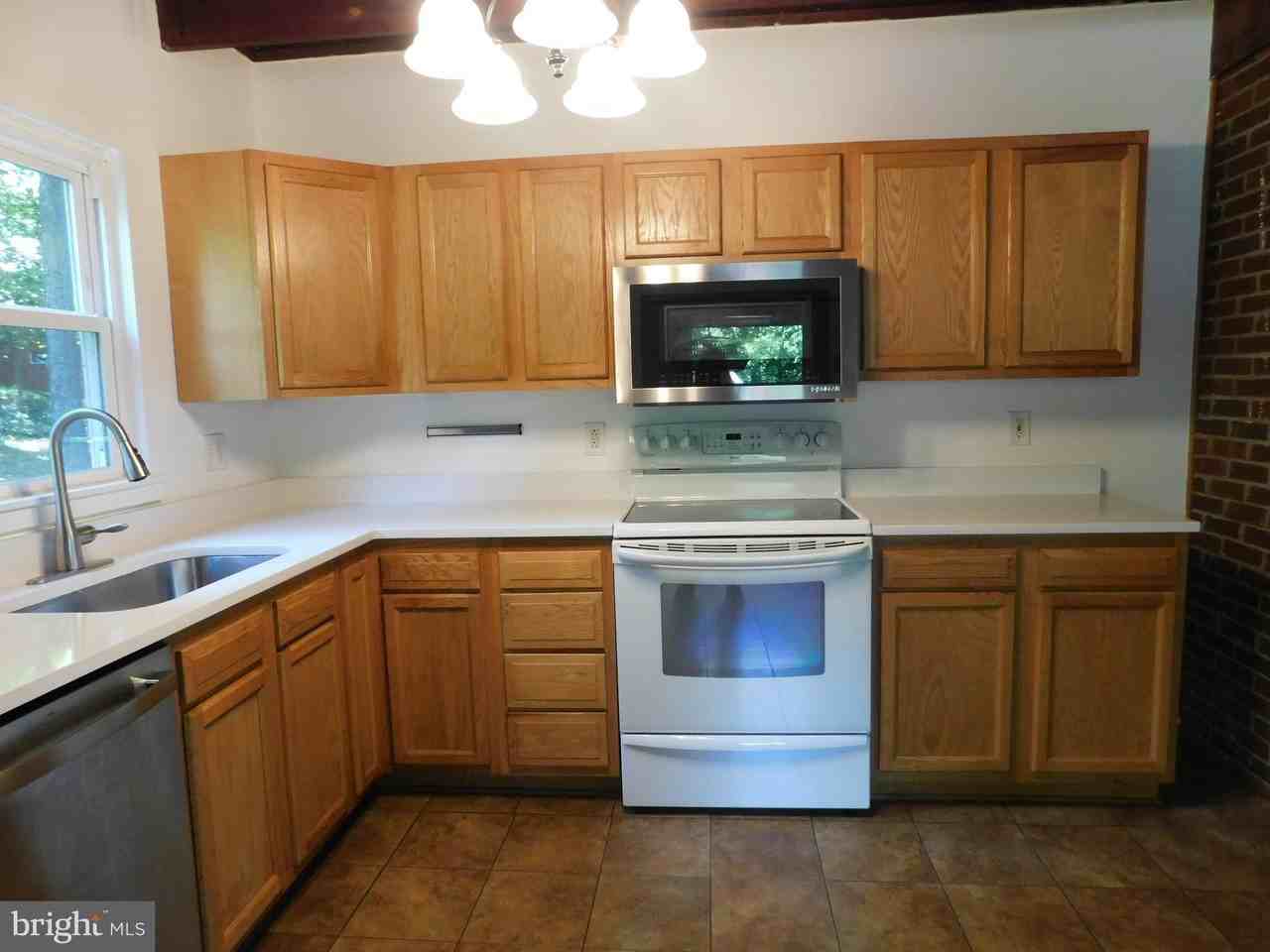 229 Sunset Ln - Photo 5 of 32