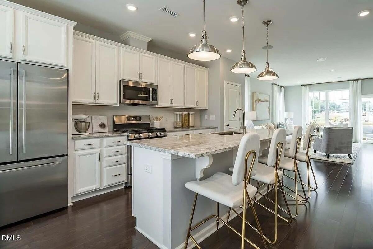 1109 Falling Rock Pl - Photo 4 of 16