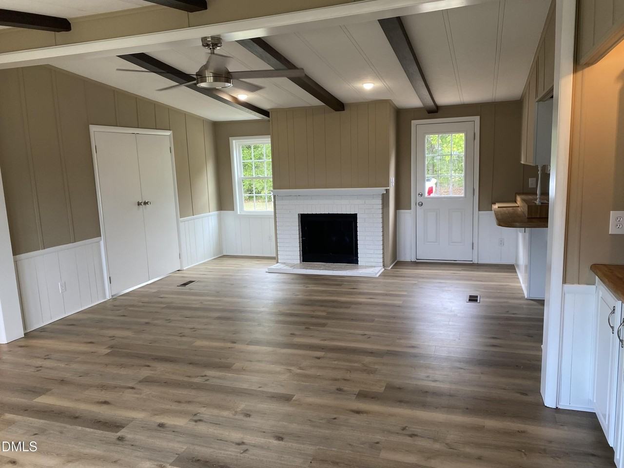 3533 Old Stage Rd N - Photo 4 of 19