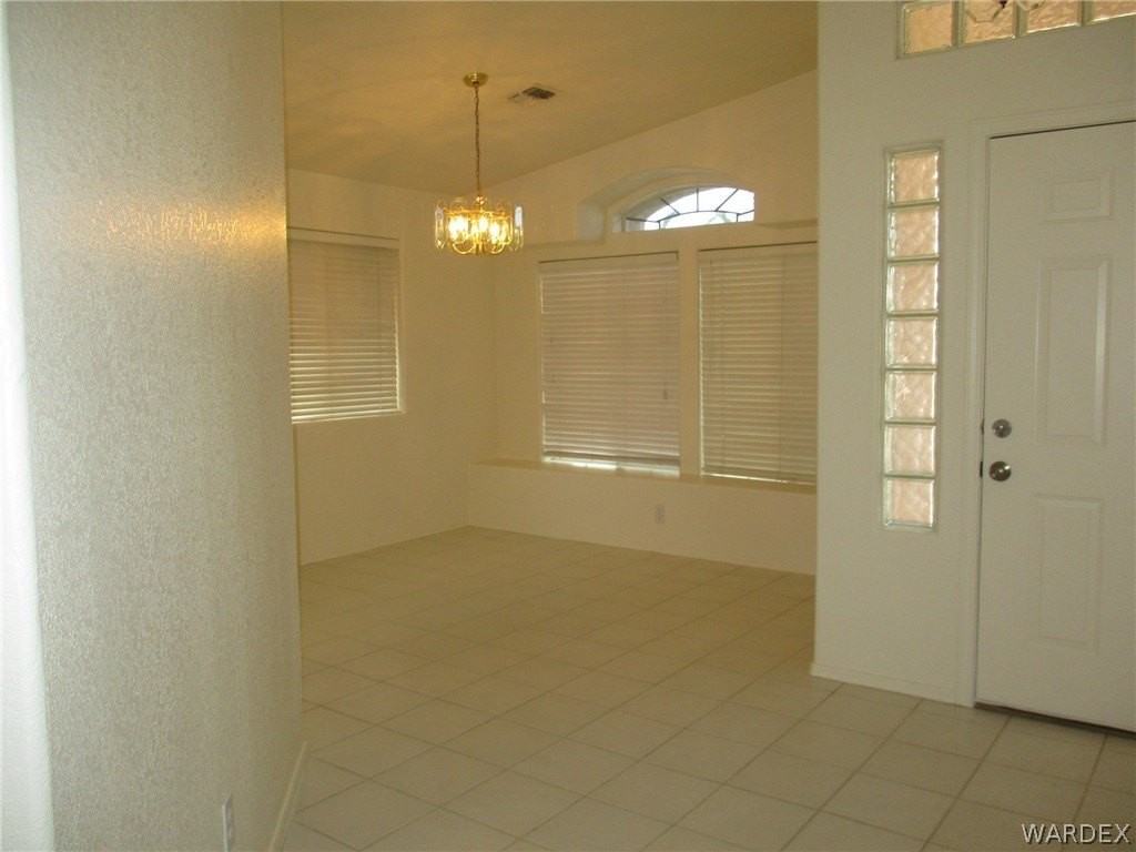 2164 Hijolly Dr - Photo 3 of 17
