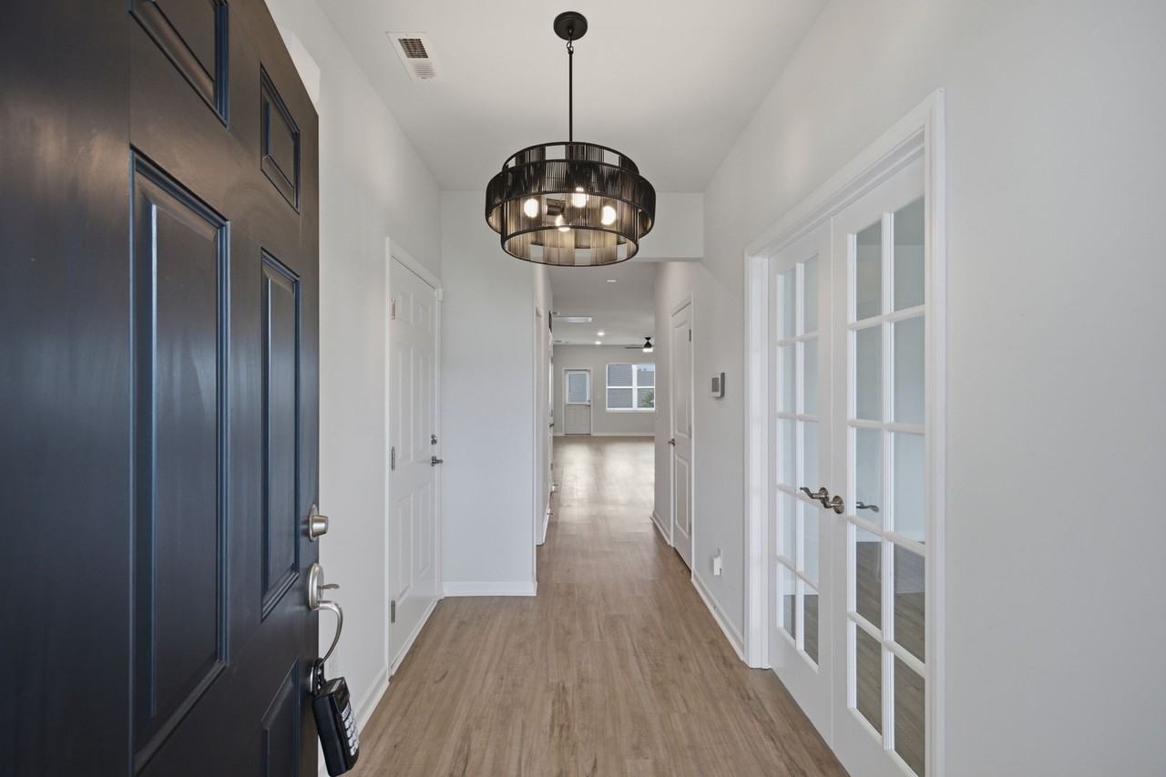3707 Clementine Ln #1 - Photo 4 of 28