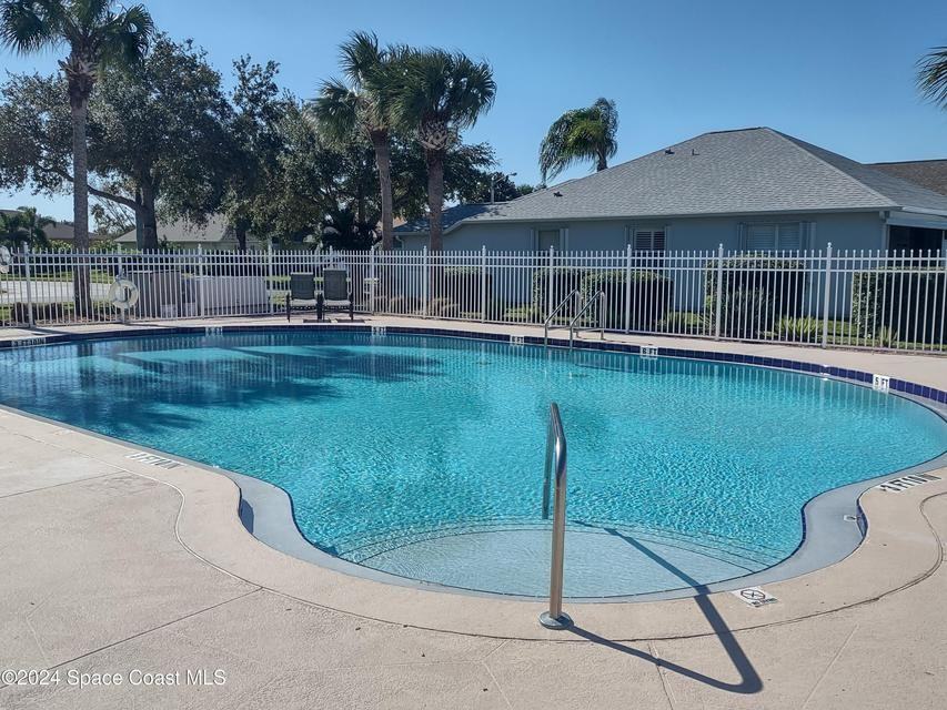 3541 Deer Lakes Dr - Photo 2 of 34