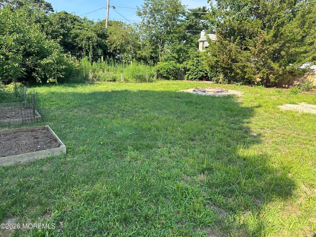 456 Hulse Ave - Photo 3 of 26