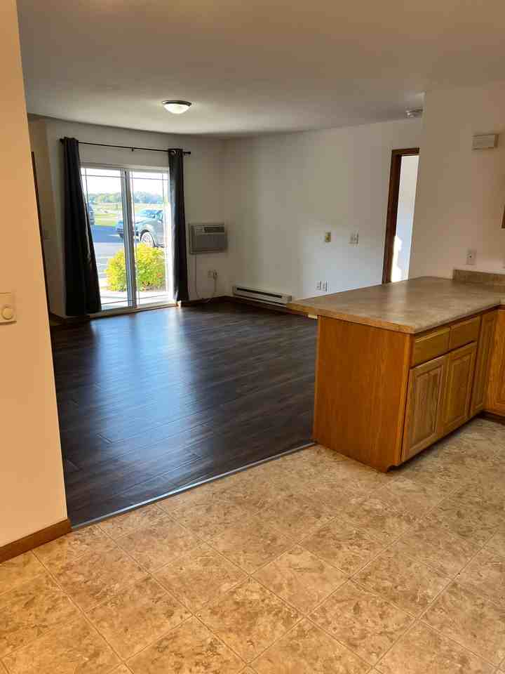 1560 W Pine St #613 - Photo 3 of 22