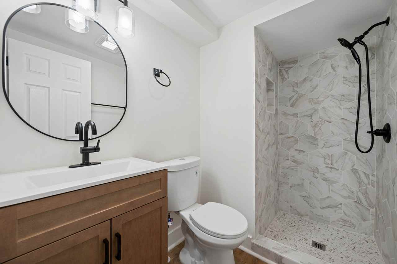 138 E South St #1 - Photo 5 of 18