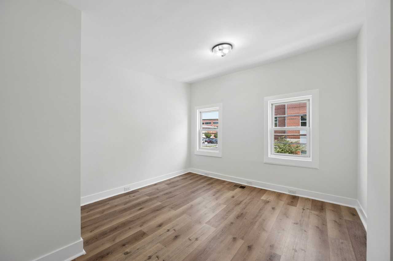 138 E South St #1 - Photo 6 of 18