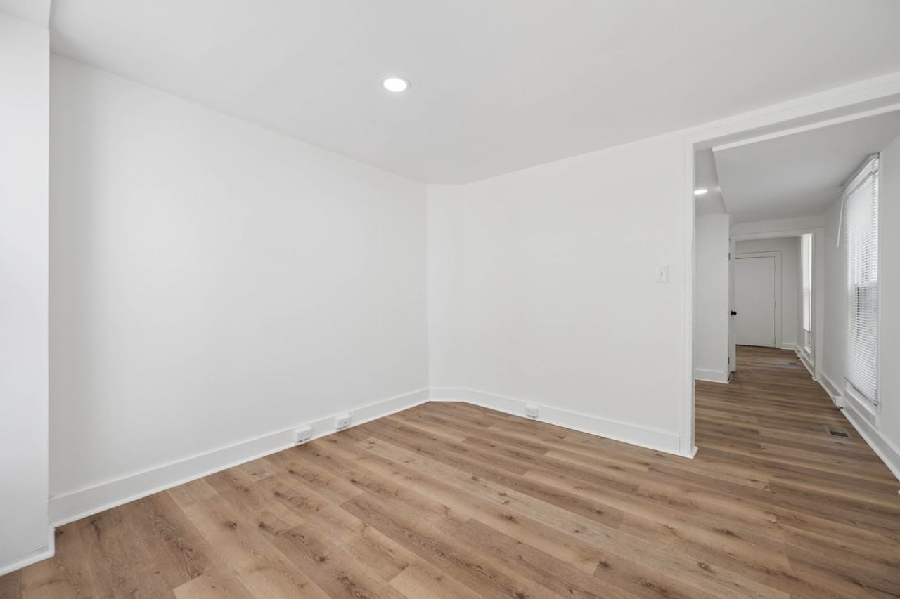 142 E South St #1 - Photo 6 of 18
