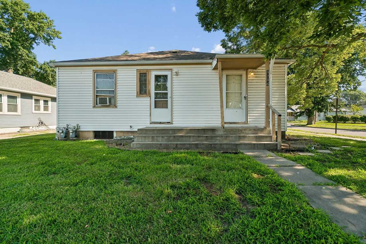 3236 A St - Photo 2 of 10