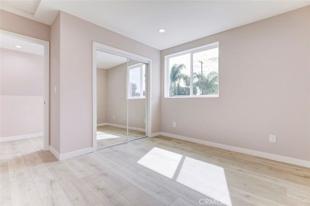 7302 Firmament Ave - Photo 4 of 11