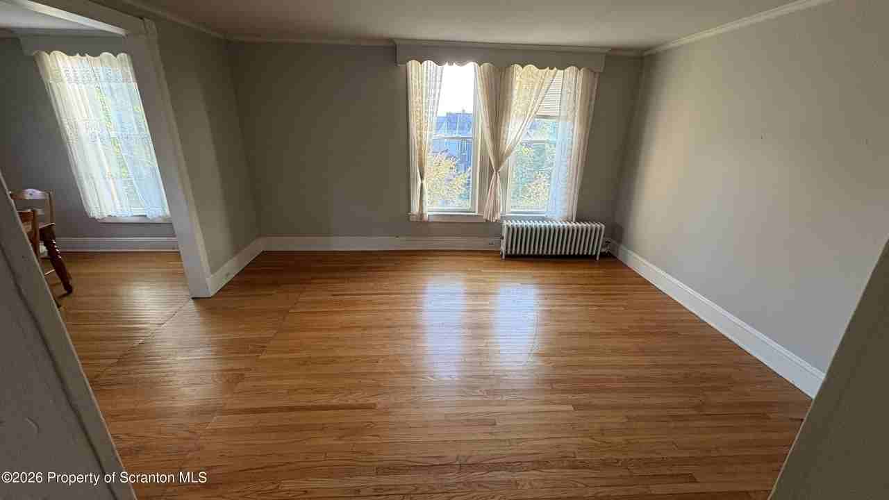1702 Penn Ave - Photo 2 of 13