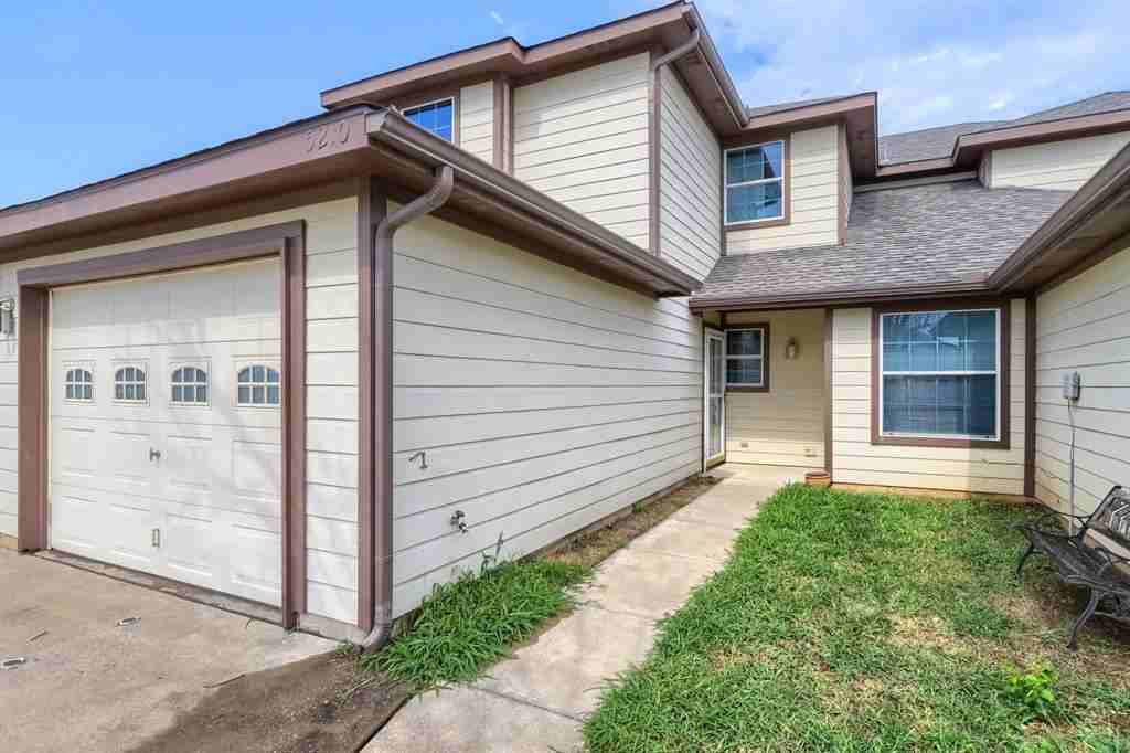 5210 Mountain Spring Trl - Photo 2 of 12
