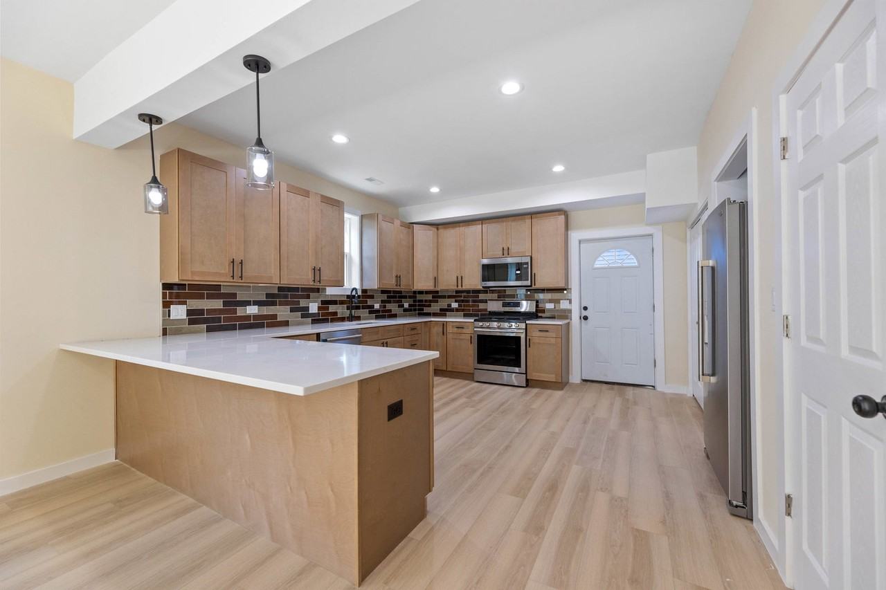 76 N 4th St - Photo 5 of 22