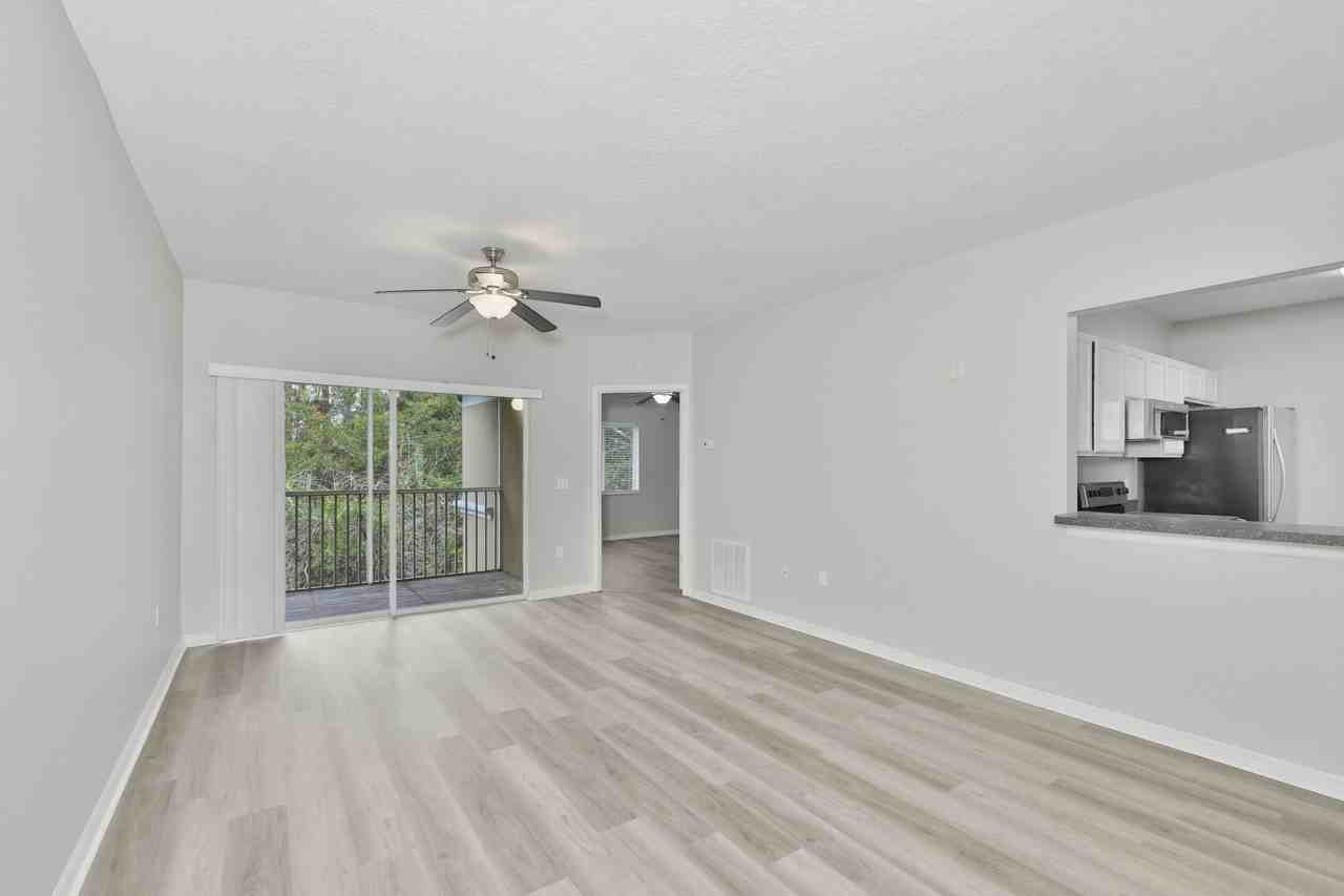 6437 Cypressdale Dr - Photo 5 of 26