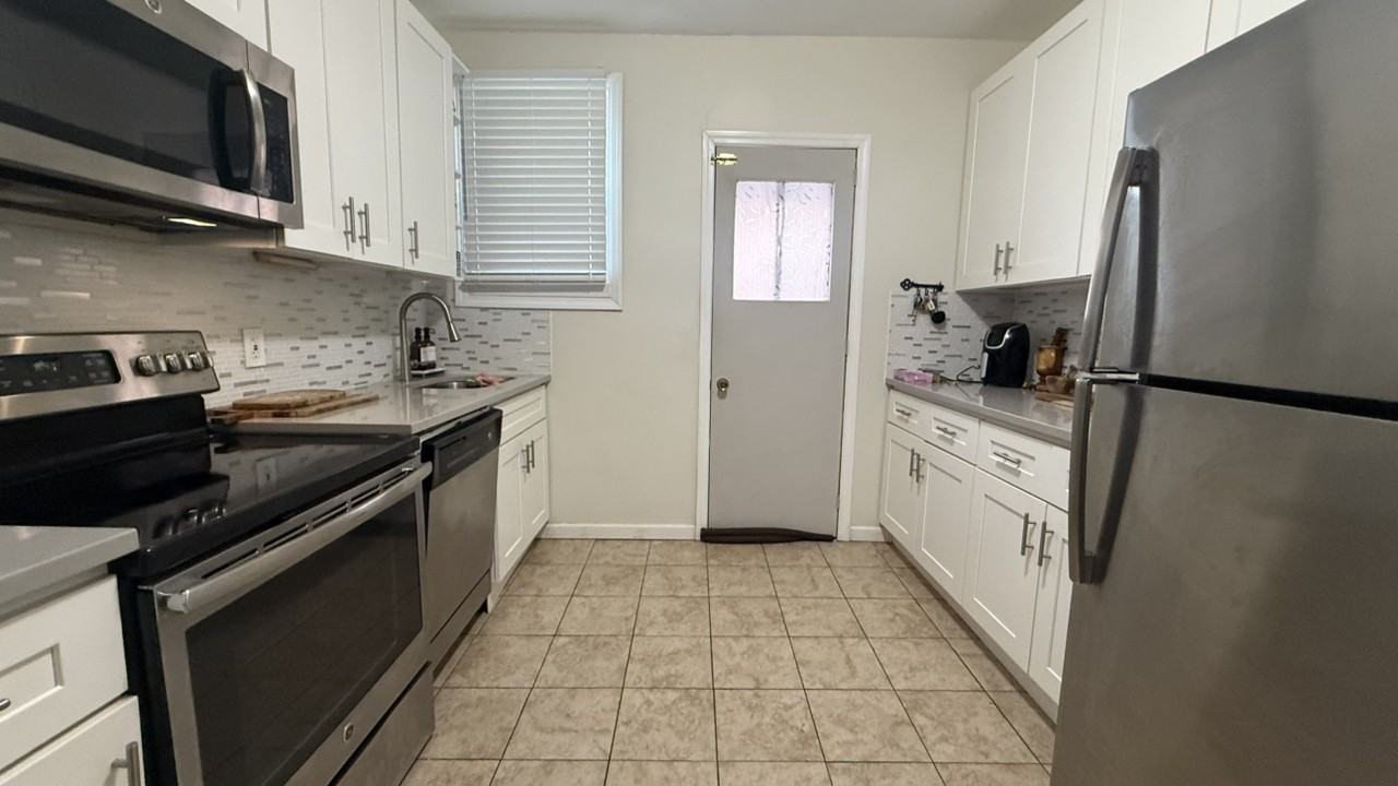 Baker Ave - Photo 5 of 16