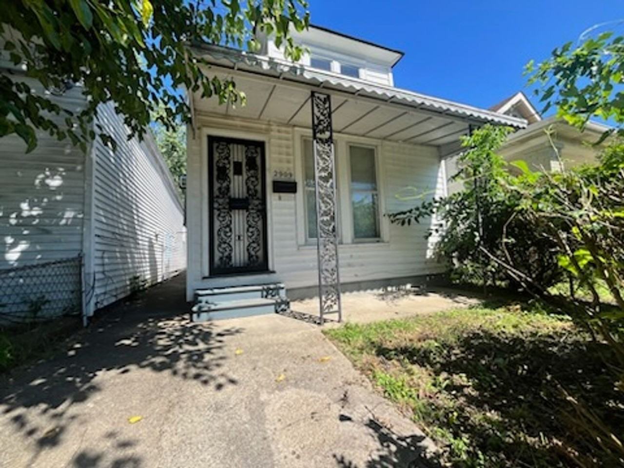 2909 S 5th St - Photo 2 of 12