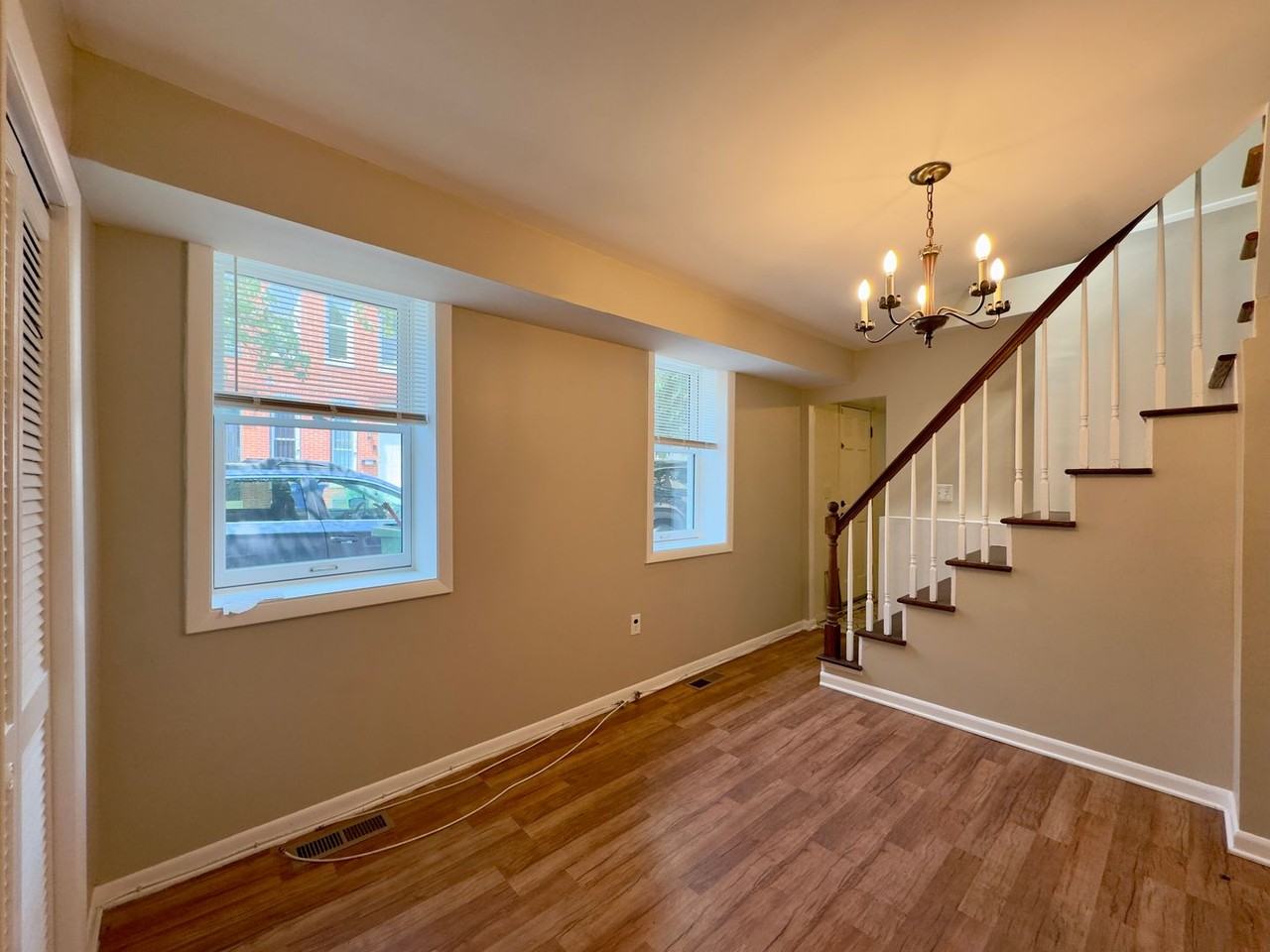 678 Melvin Dr - Photo 5 of 18