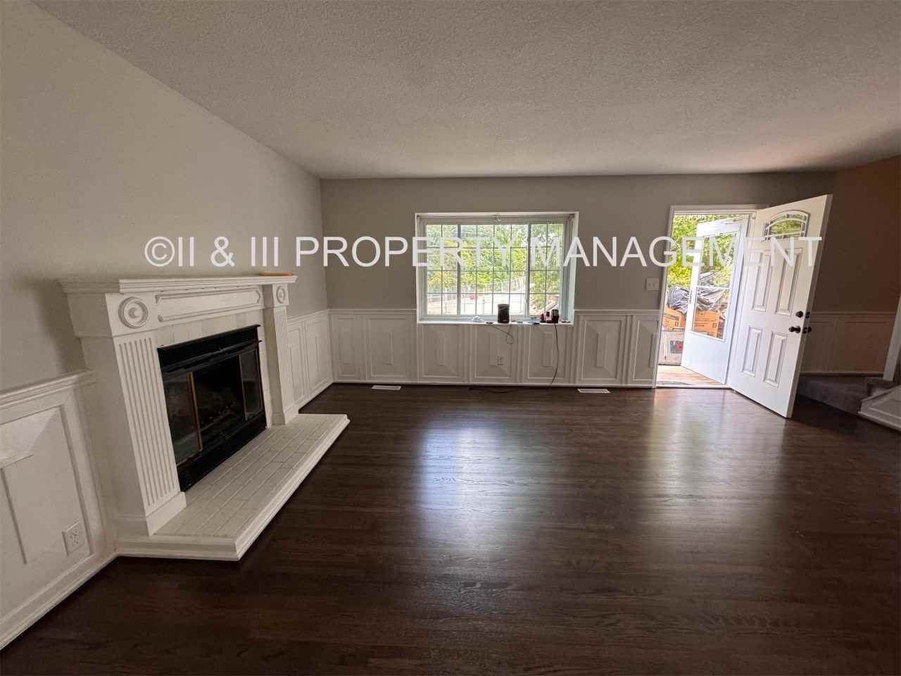 4715 Fontana St #1 - Photo 4 of 22