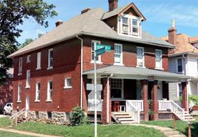 featured image of 2293 Summit St