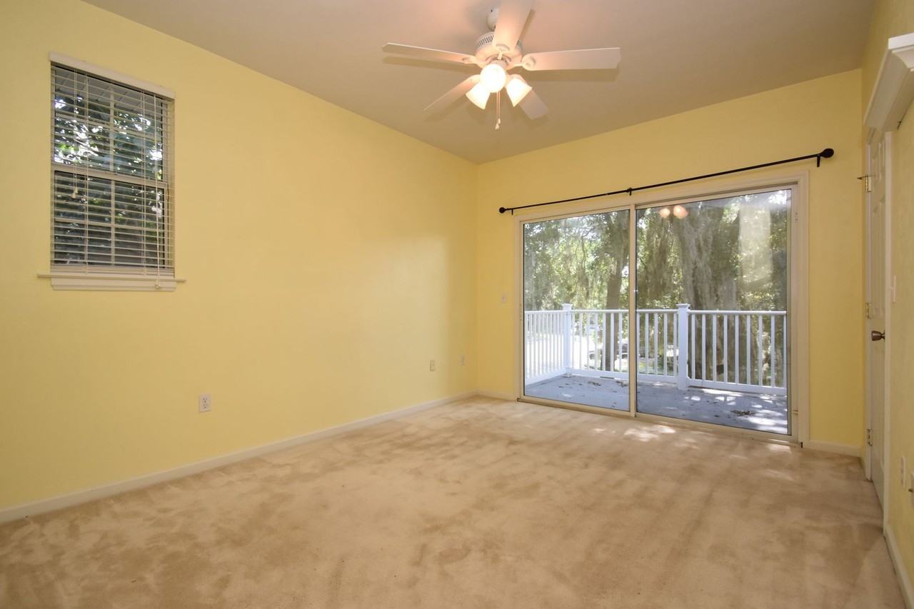 941 Nw 21st Ave - Photo 6 of 15