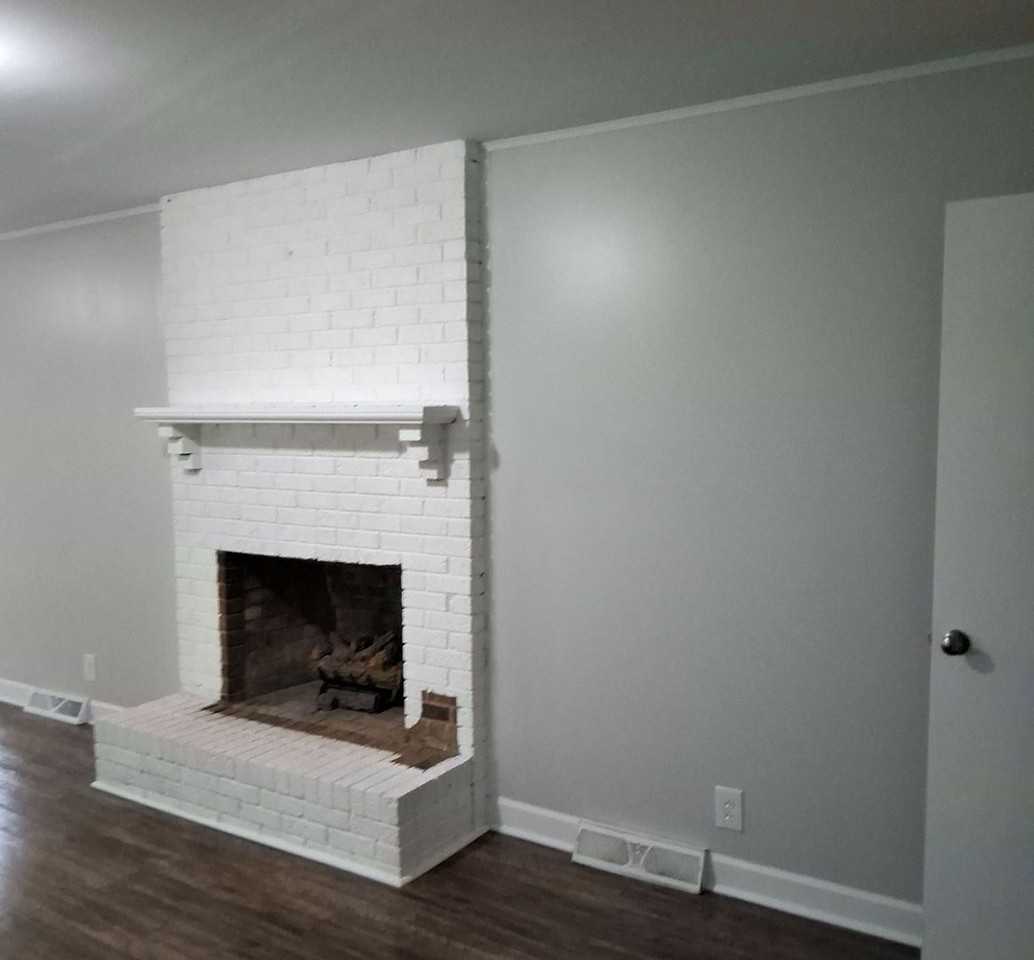 300 Hundred Oaks Dr - Photo 6 of 23