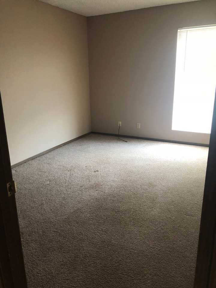 8406 S Camay Ave - Photo 5 of 7