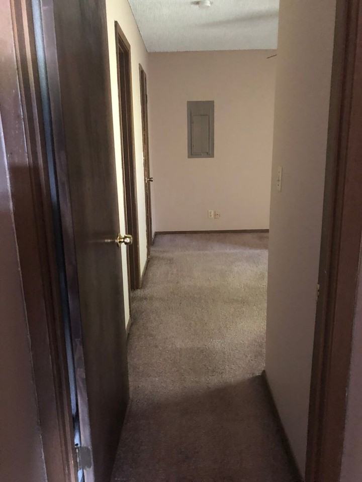 8406 S Camay Ave - Photo 6 of 7