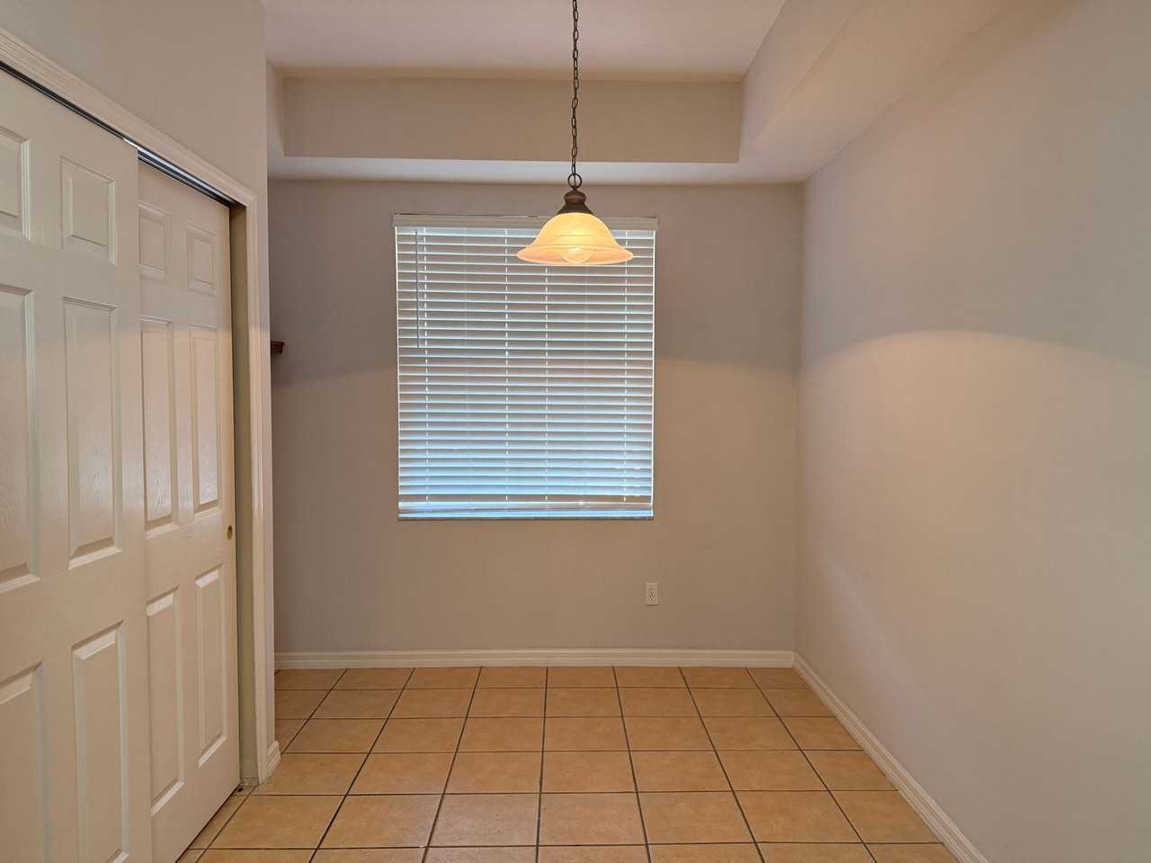 9434 Myrtle Creek Ln #911 - Photo 6 of 19