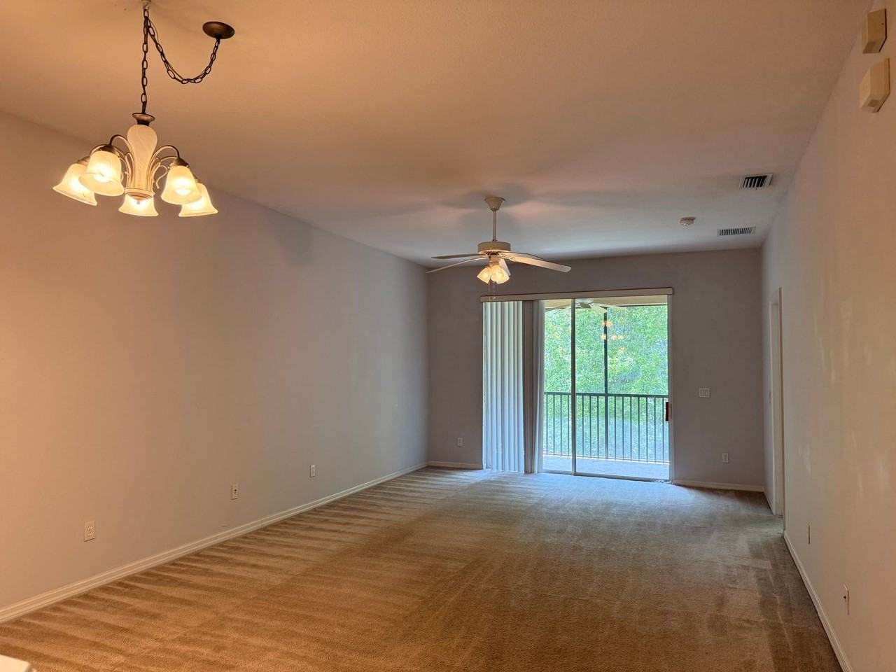 9434 Myrtle Creek Ln #911 - Photo 7 of 19