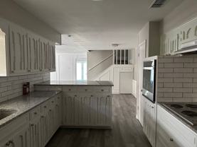 619 621 Kings Mountain - Photo 1 of 1