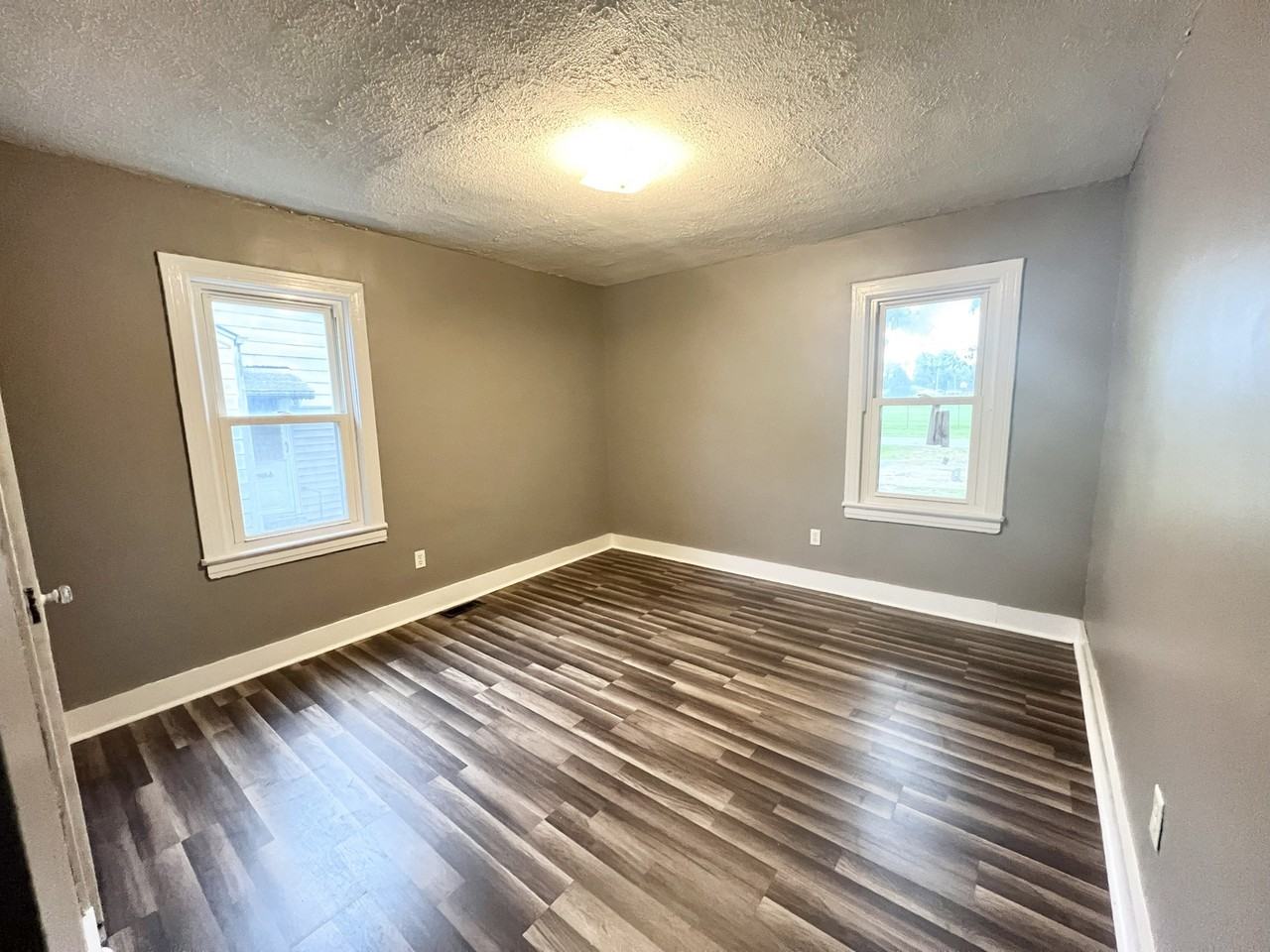2110 Ratcliffe Ave #1 - Photo 7 of 13