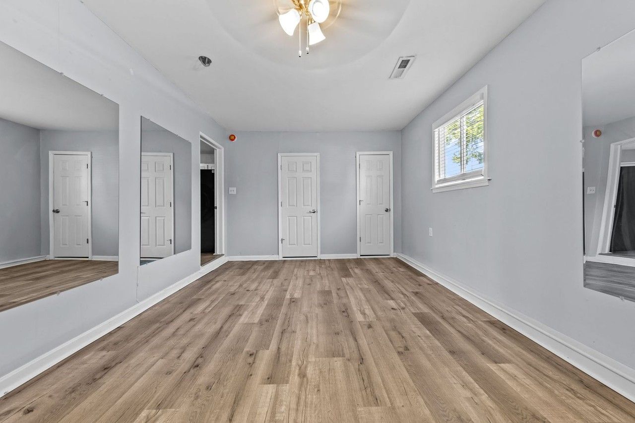 413 Catalina Ave - Photo 7 of 21