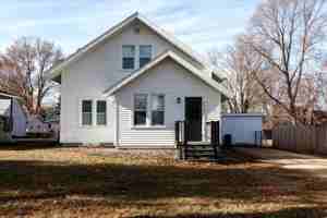 featured image of 2115 3rd St E