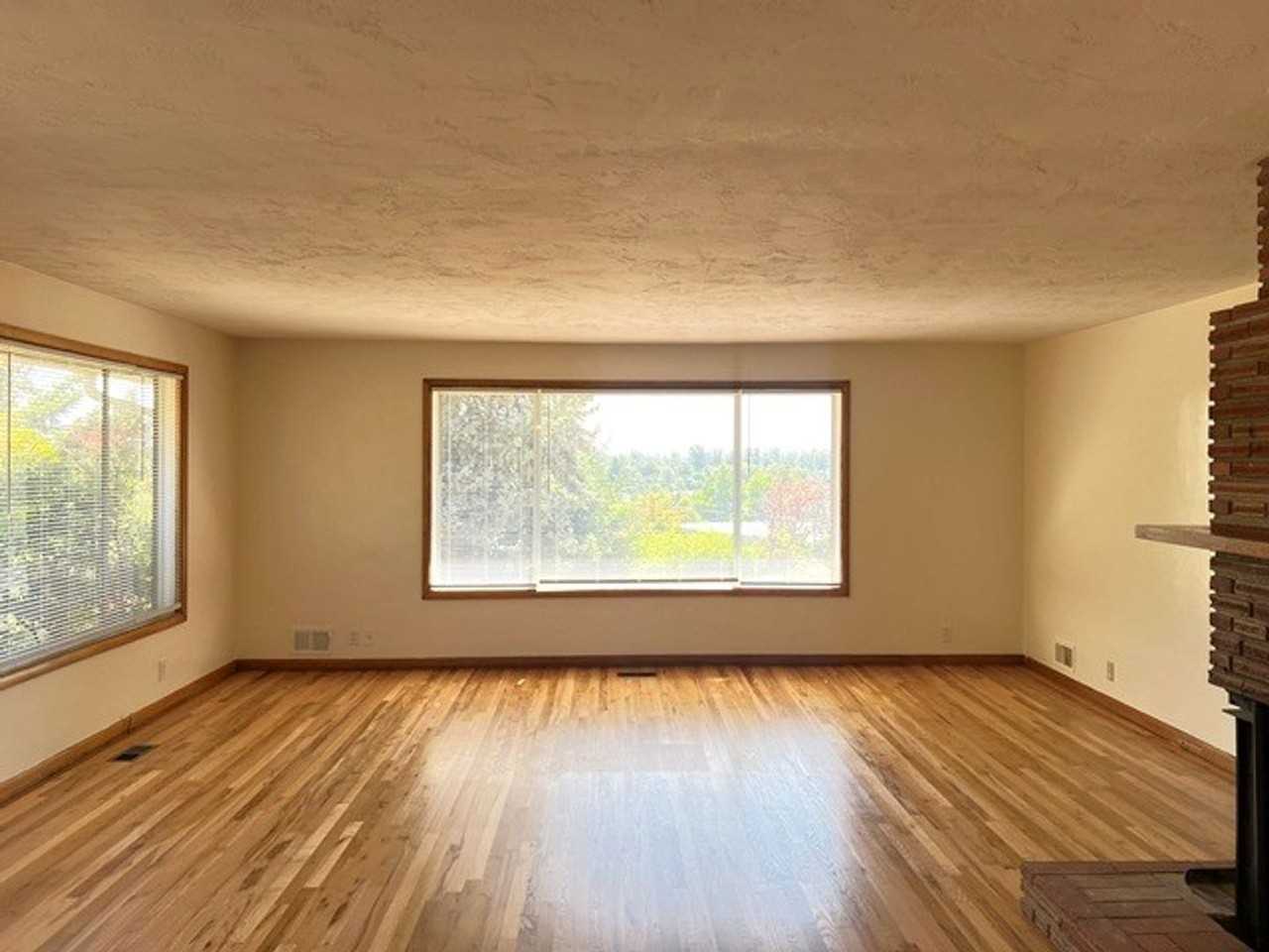 720 Orchard Heights Rd Nw - Photo 3 of 50
