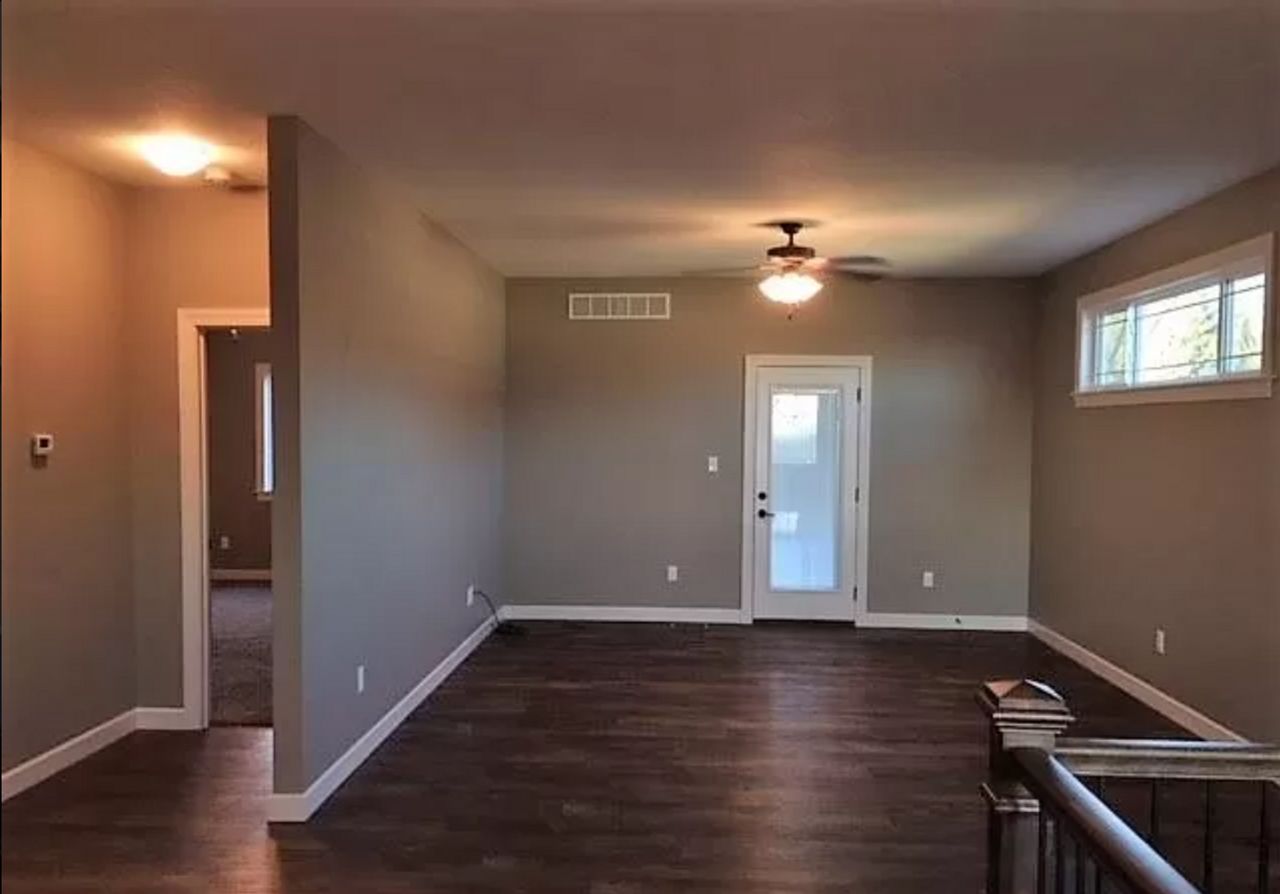 4423 Se Gemstone Ln - Photo 6 of 9