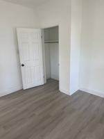 featured image of 219 E Mulberry St